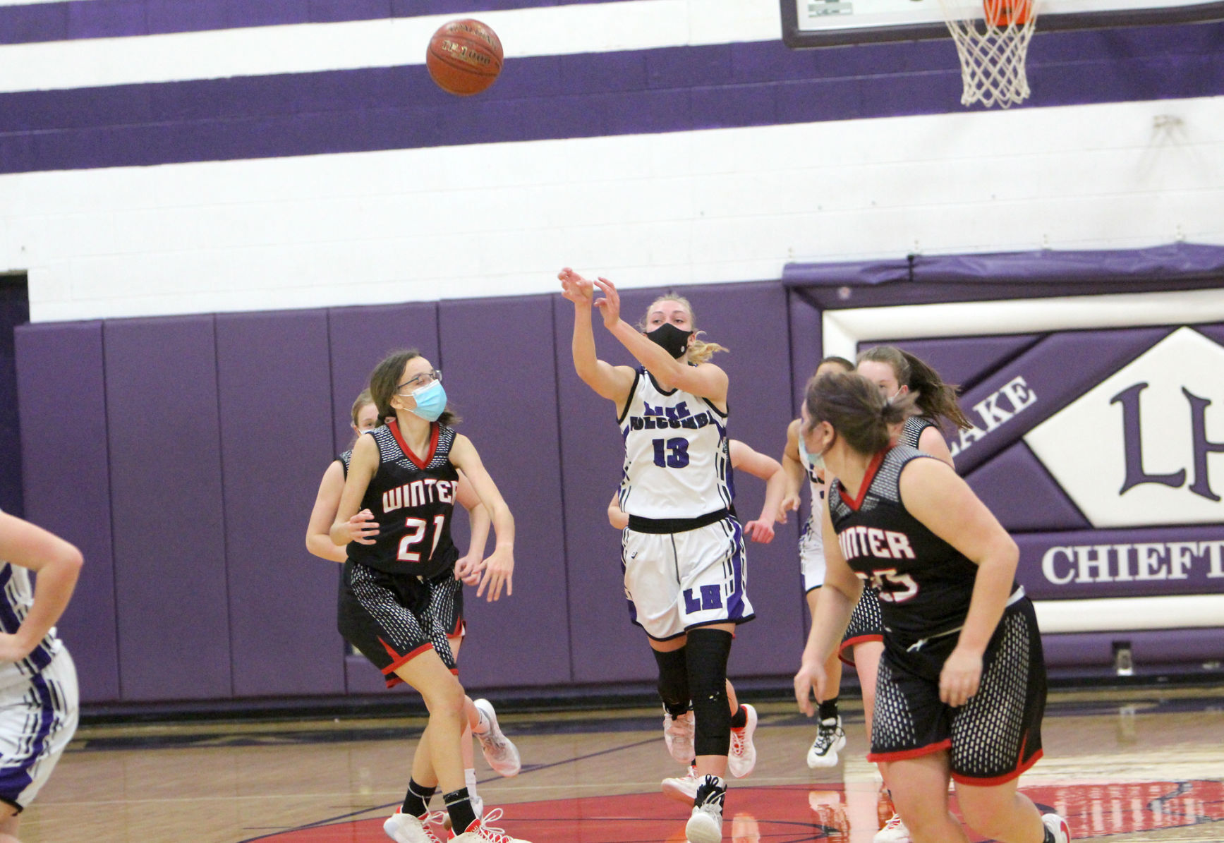 Winter at Lake Holcombe girls basketball 1-5-21